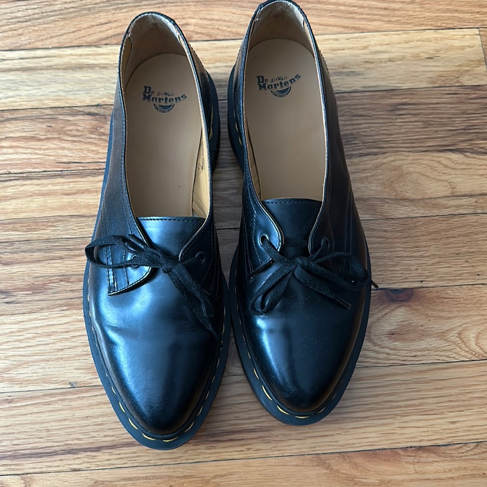 Dr Marten shoes lace up